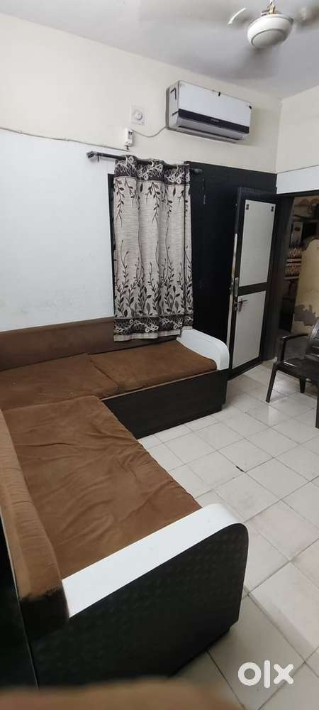 Fully funrnished 1 bhk near om cineplex