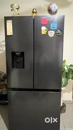 Its double door fridge samsung