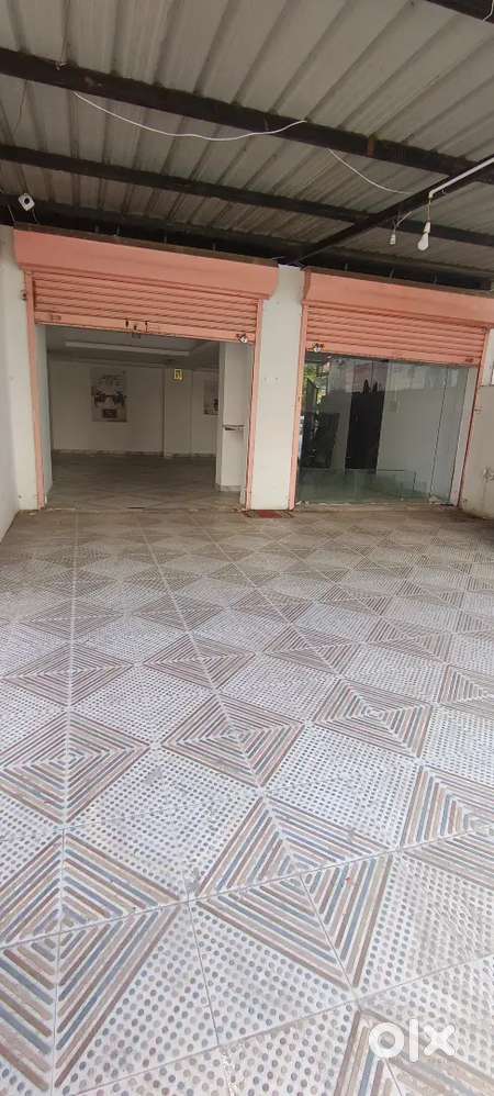 For Rent shop showroom