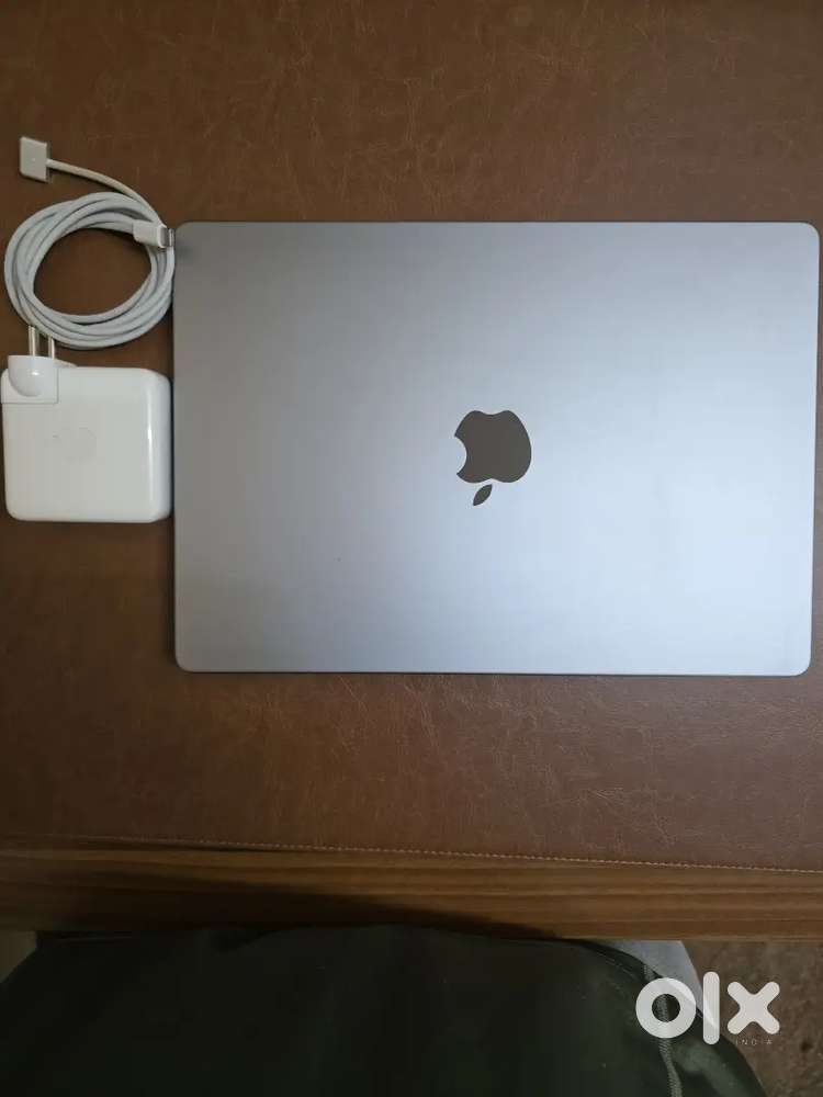 Macbook Pro 14, M1 Pro, Year 2022 Model