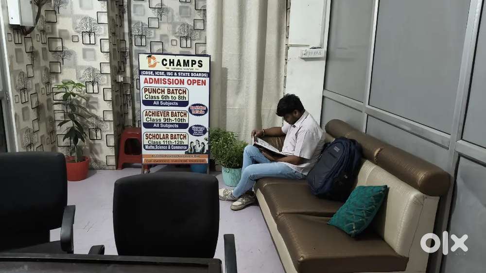 1700 Sqft Coaching Space – Partnership / Rent – Aliganj Sector H