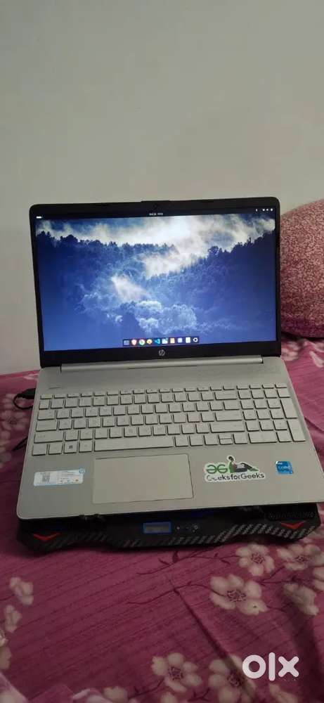 HP Laptop 15s (11th Gen i3, 8GB RAM, 512GB SSD) – Excellent Condition