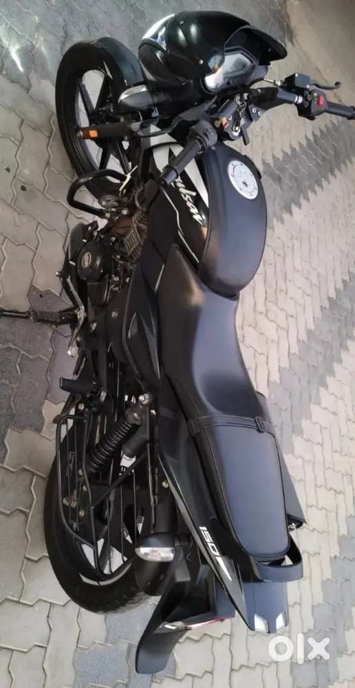 Bajaj Pulsar 150 cc in exilent condition with ABS And Disk feature