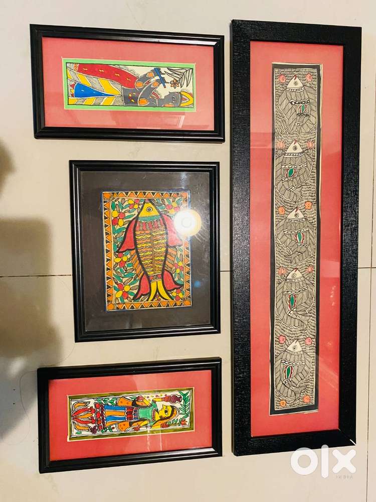 Photo frame with pictures around the World