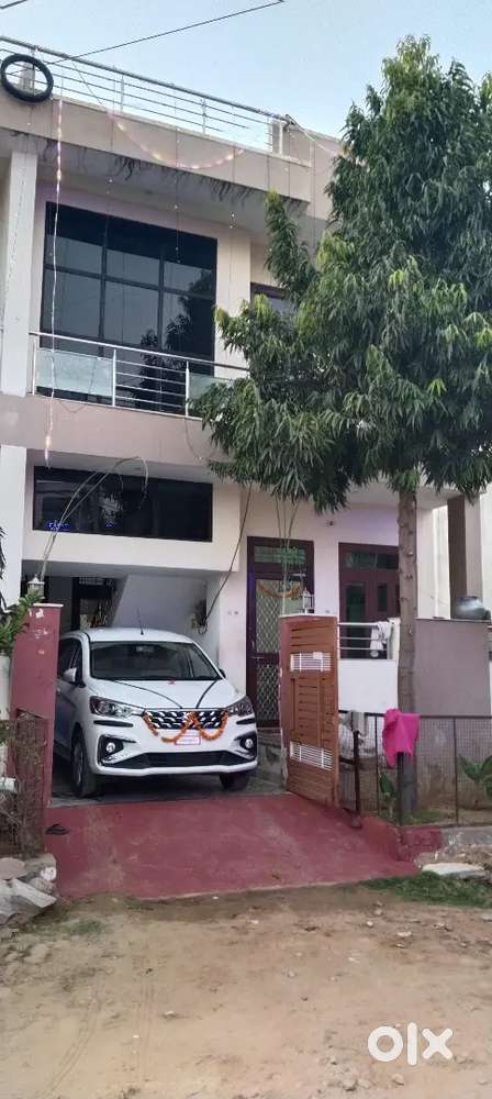 Army cannt niwaru vidhaasram school ke pas 20By60 133 gaj meain