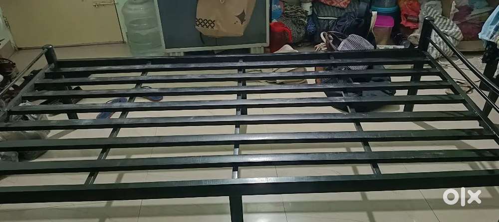 Metal Bed in very good condition in Nigdi. 6 months old.