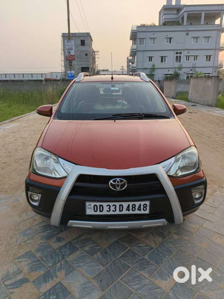 Toyota Etios Cross 1.4L GD, 2015, Petrol
