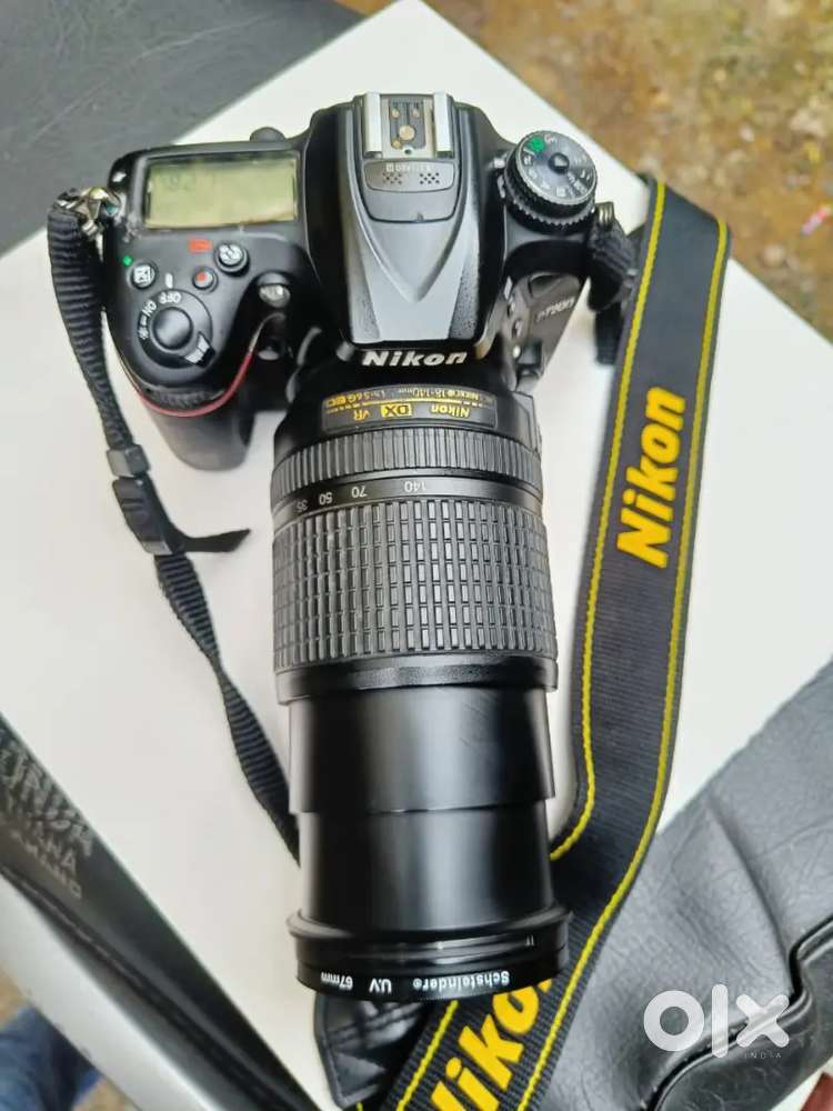 Nikon Camera model number D72 00