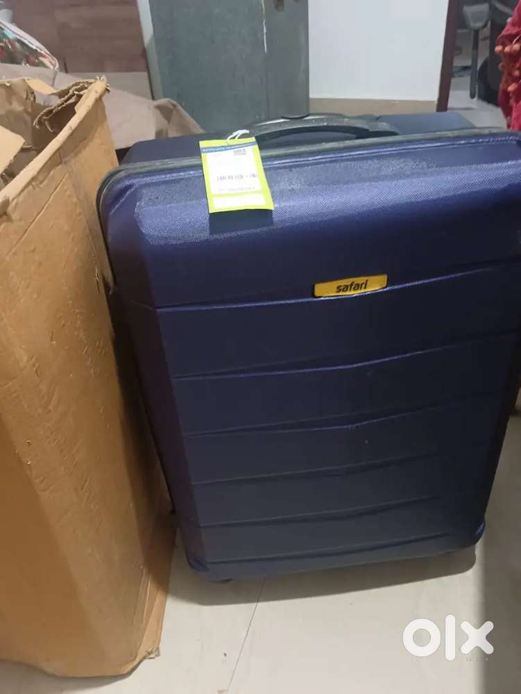 Safari trolley bag new Big Size