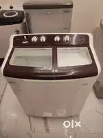 Godrej 8.Kg 5 star Washing Machine Good condition