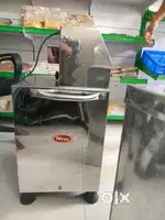Sugarcane juiceer