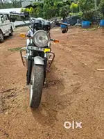 ROYAL ENFIELD INTERCEPTOR 650