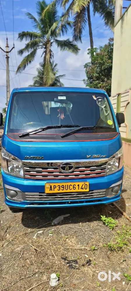 Tata intra v30 ac