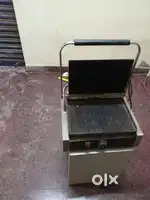 Sandwich maker for commercial purpose