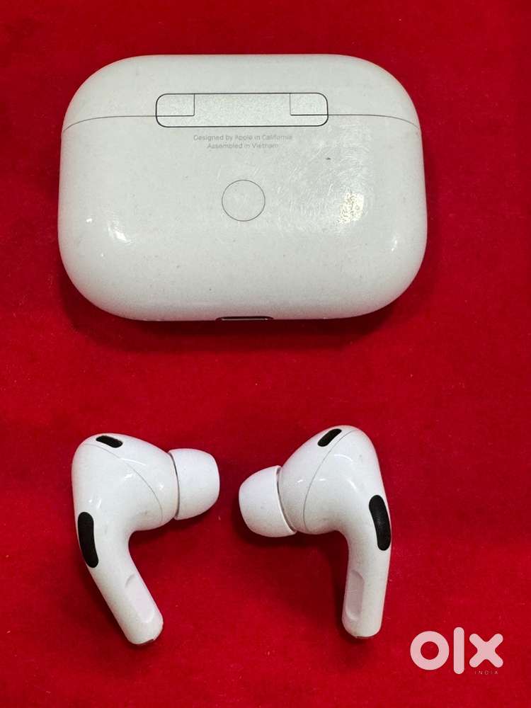 Apple AirPods 2nd Generation