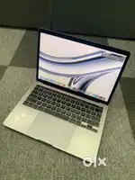Apple MacBook Pro 2020(13inch) i7 16GB 512GB WRNTY