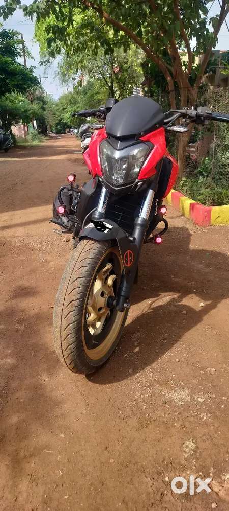 Bajaj Dominar 400 for sale in mint condition
