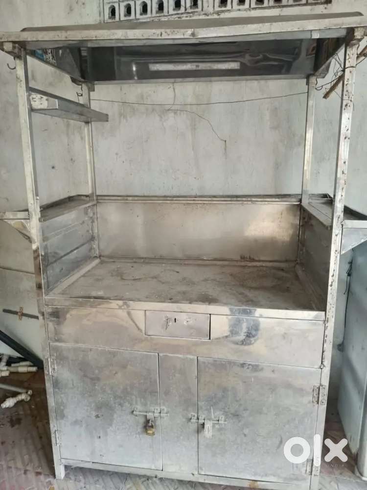 Tea shop container