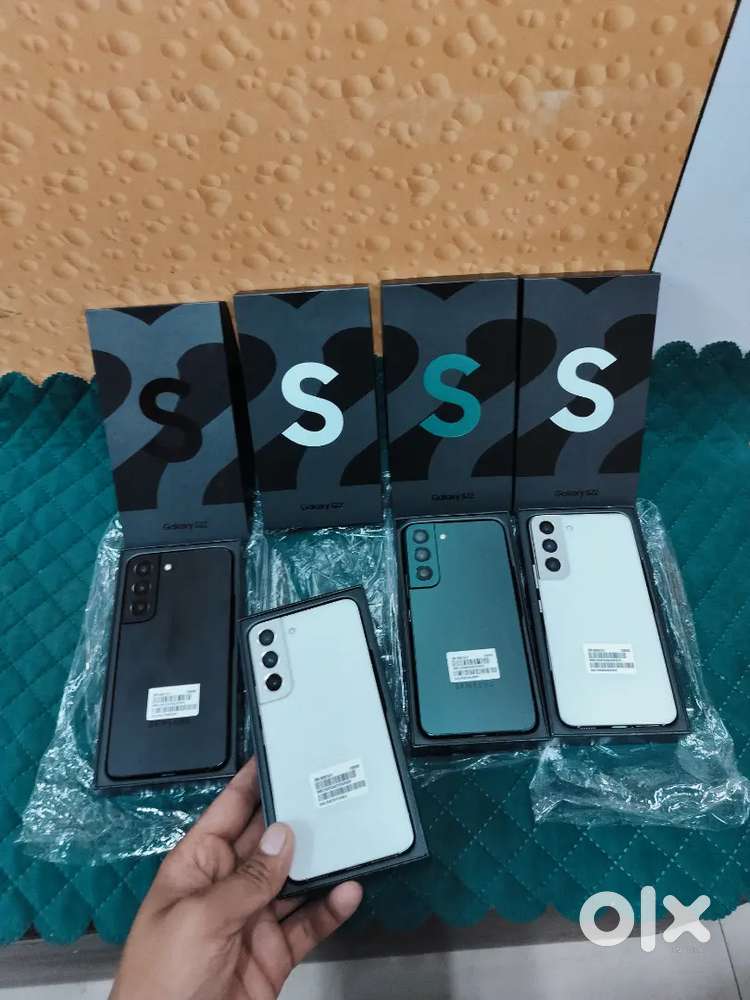 Samsung s22 5g 256gb box packed with bill and seller warranty