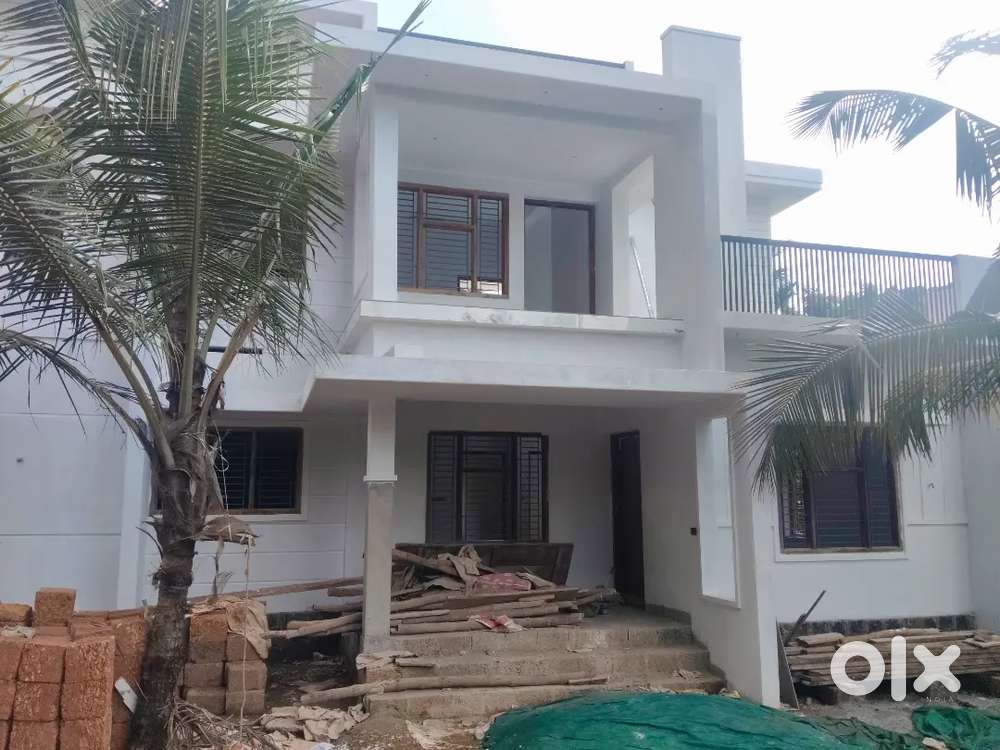 House for sale at vattapoyil