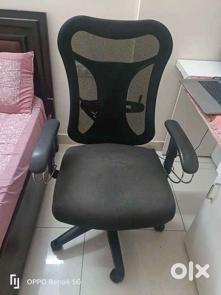 High rest revolving chair