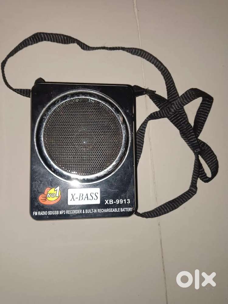 A old type recording, radio, usb player