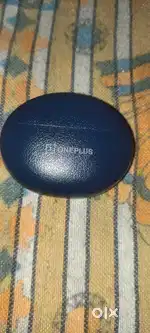 One+ earbuds
