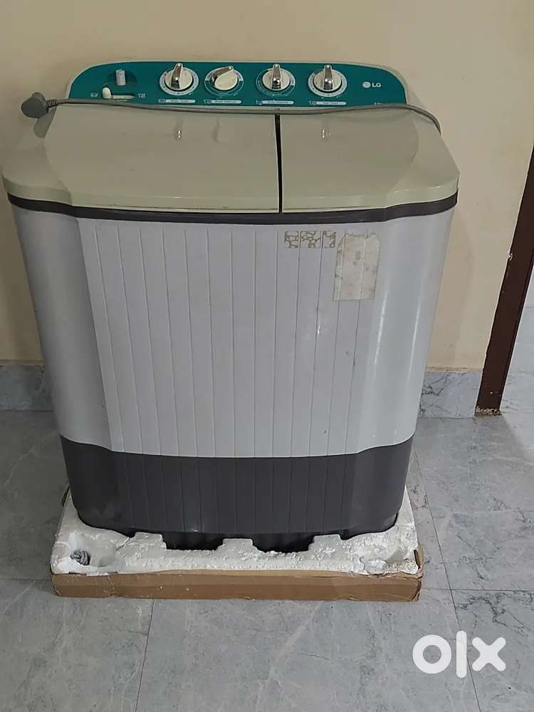 Lg semiautomatic washing machine 1 year