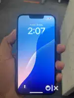 Iphone 13 blue