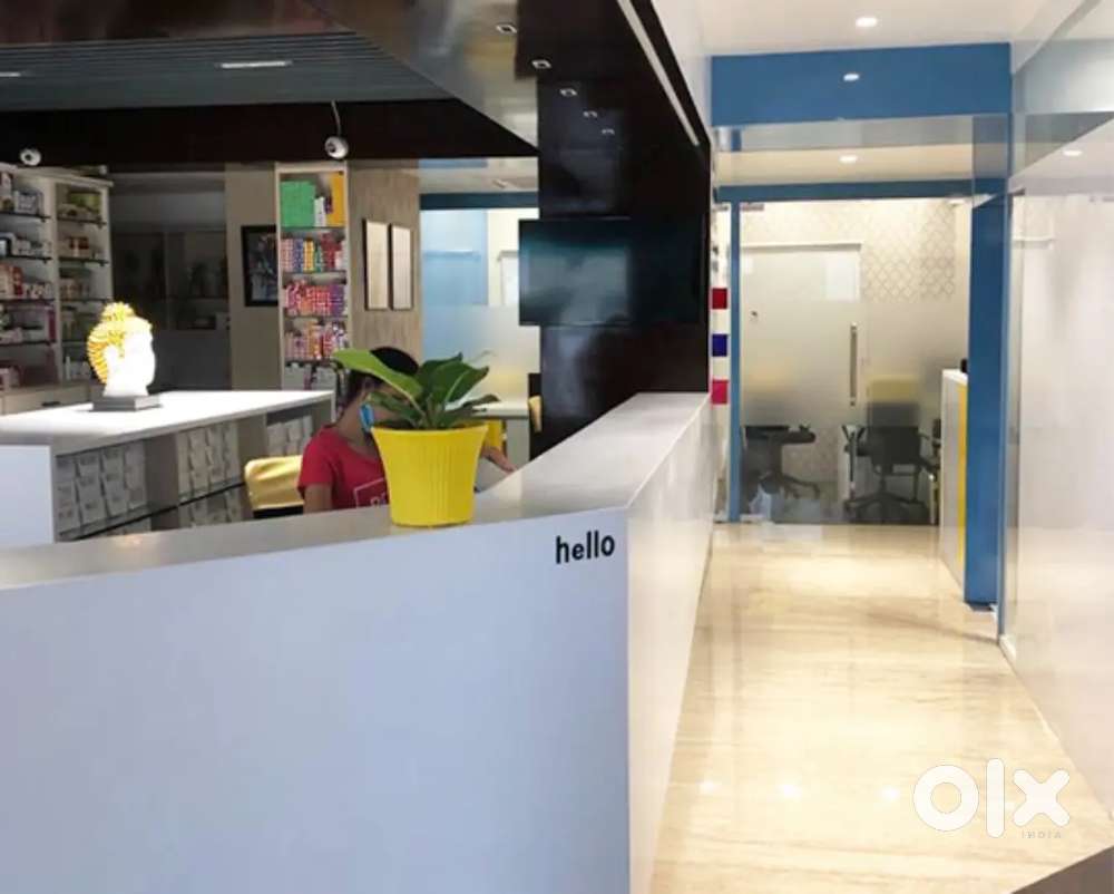 Front office clinic cashier