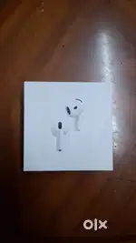 Airpods 4   with Noise Cancellation