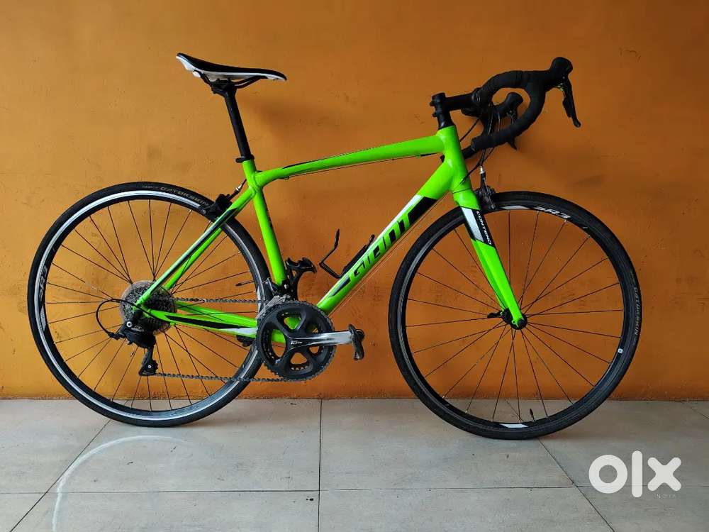 Giant content 1 sora group set for sale M size