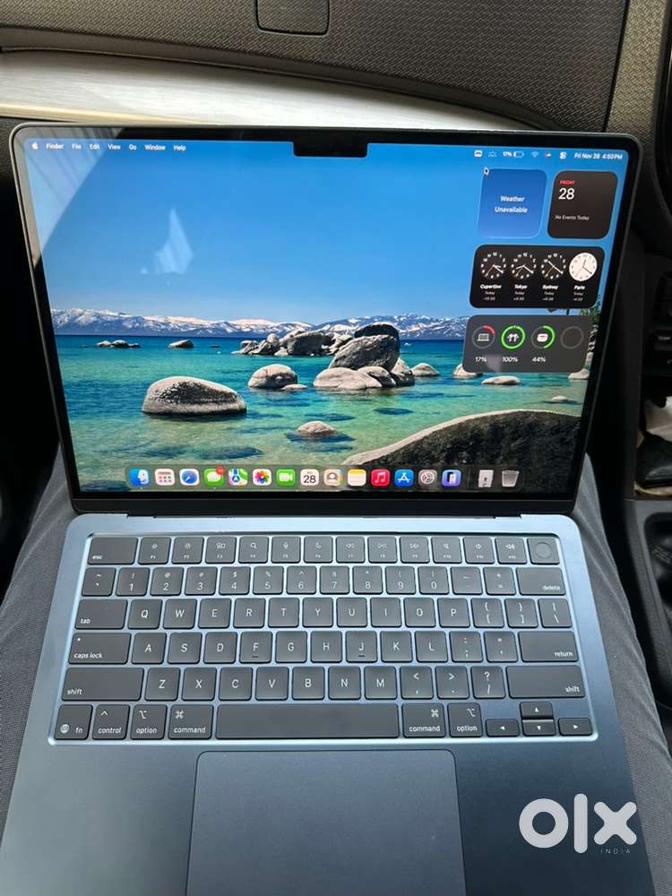 Apple Mac book Air 13inch