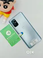 ONEPLUS 8T 8/128GB (3 MONTHS UNDER WARRANTY LEFT) BRAND NEW CONDITION.