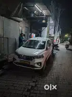 कॉल सेंटर के लिए अनुभवी ड्राइवर चाहिए