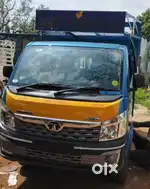 New vehicle showroom