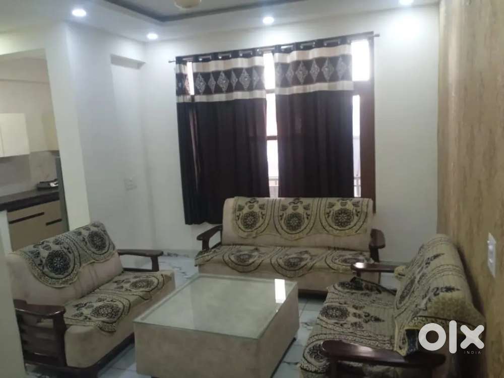 2bhk fully furnished flat Dhakoli Near sushma capital zudio
