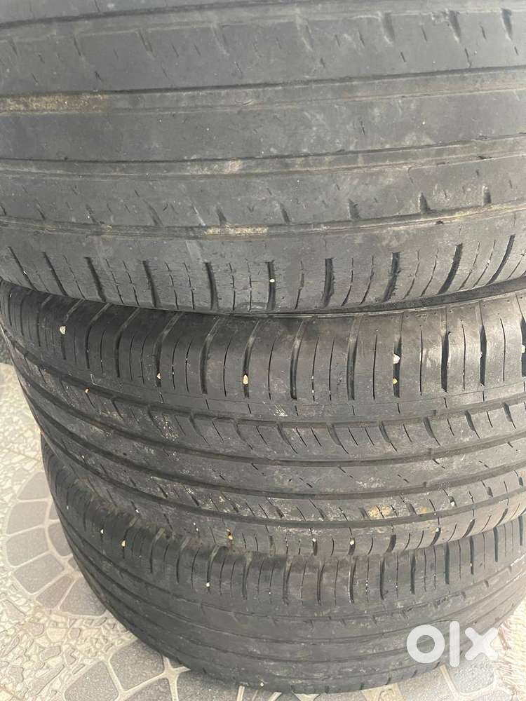 Xuv 500 tyre 235/160 r18