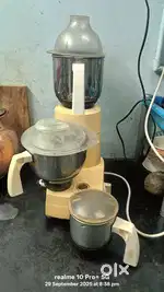 Mixie with 3 jars