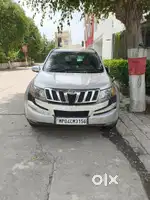 Mahindra XUV500 2014