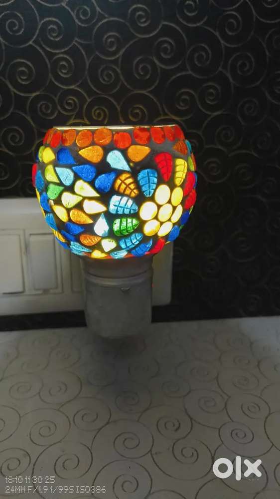 Camphar diffuser with light