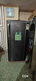 Croma 185 litre fridge - 3 year warranty - 6month used