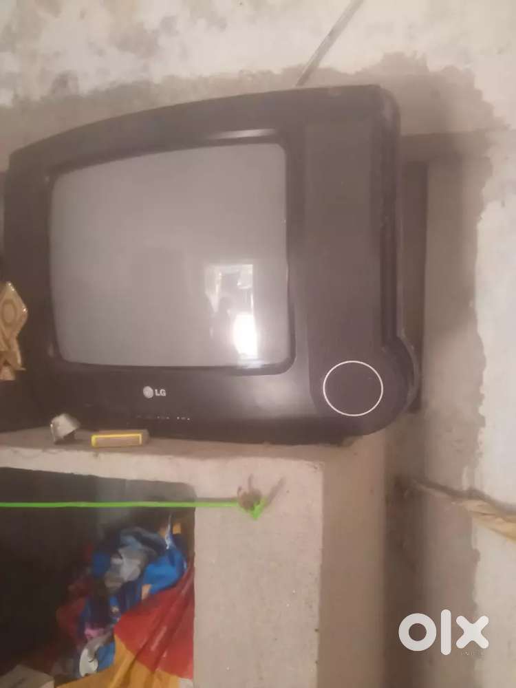 Lg colour tv chandan bazzar dhenkanal