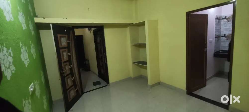 Rent single room for male with attached bathroom & kitchen ⁹⁴³⁸¹⁷⁸⁶³⁵