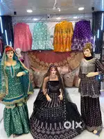 salesman required for womens showroom