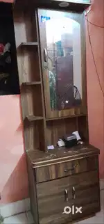 Dressing table