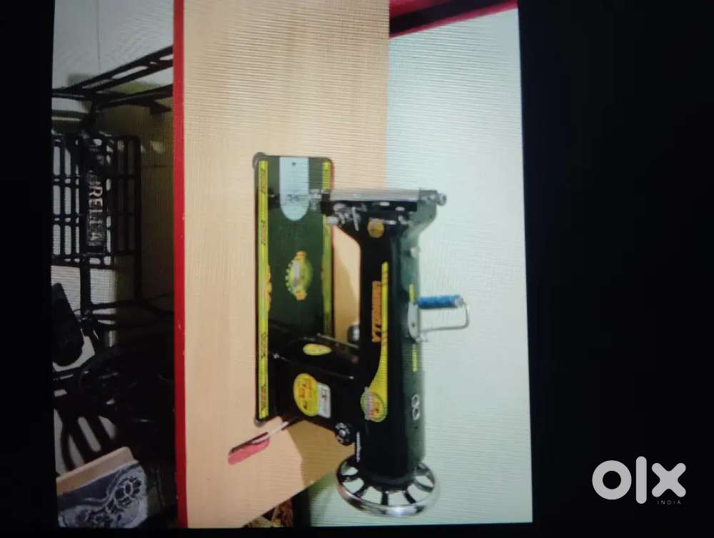 Silai machine good and working condition badi silai machine