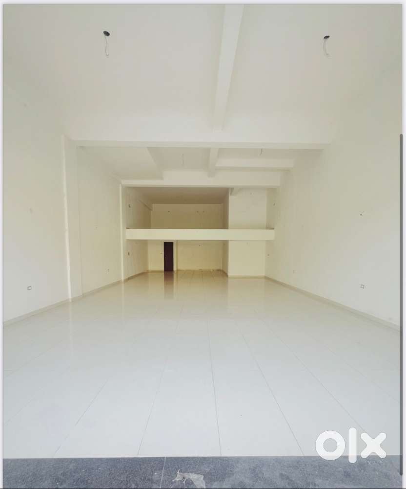1750 SqFt Shop For Sale in Nuvem Goa