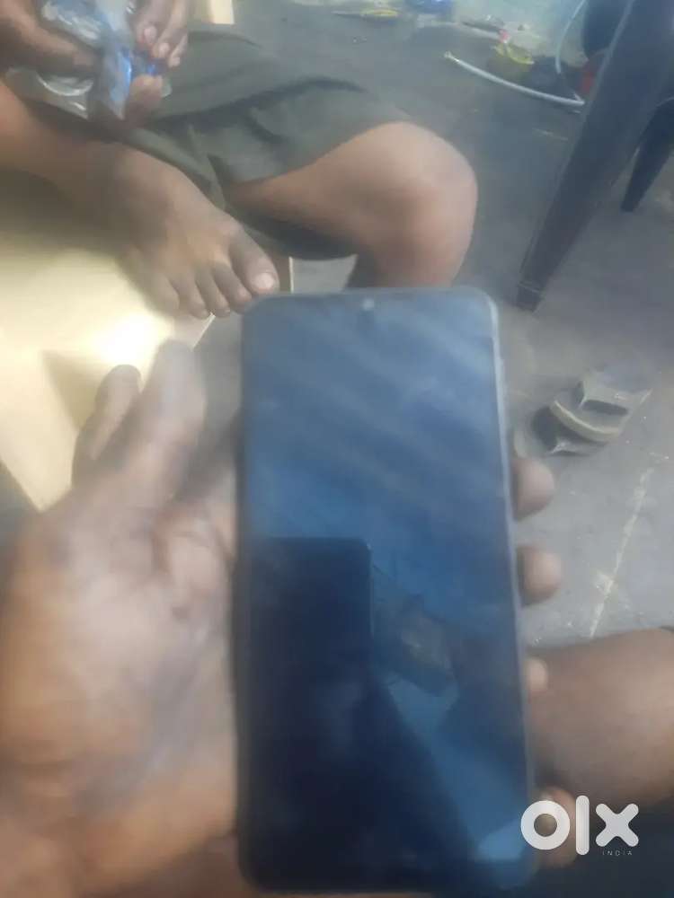 Bechna hai argent hai