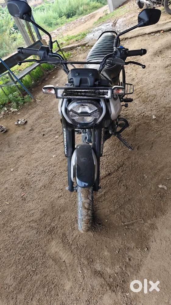 Bajaj Freedom 125 (2024) modal